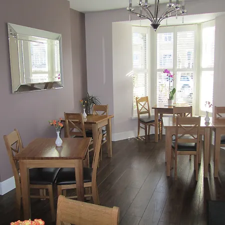 Konukevi Geminian Harrogate