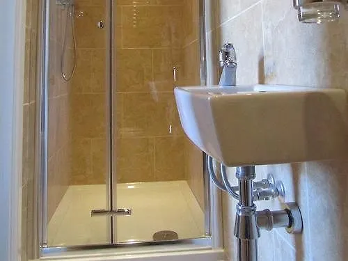 Geminian Guest house 3*